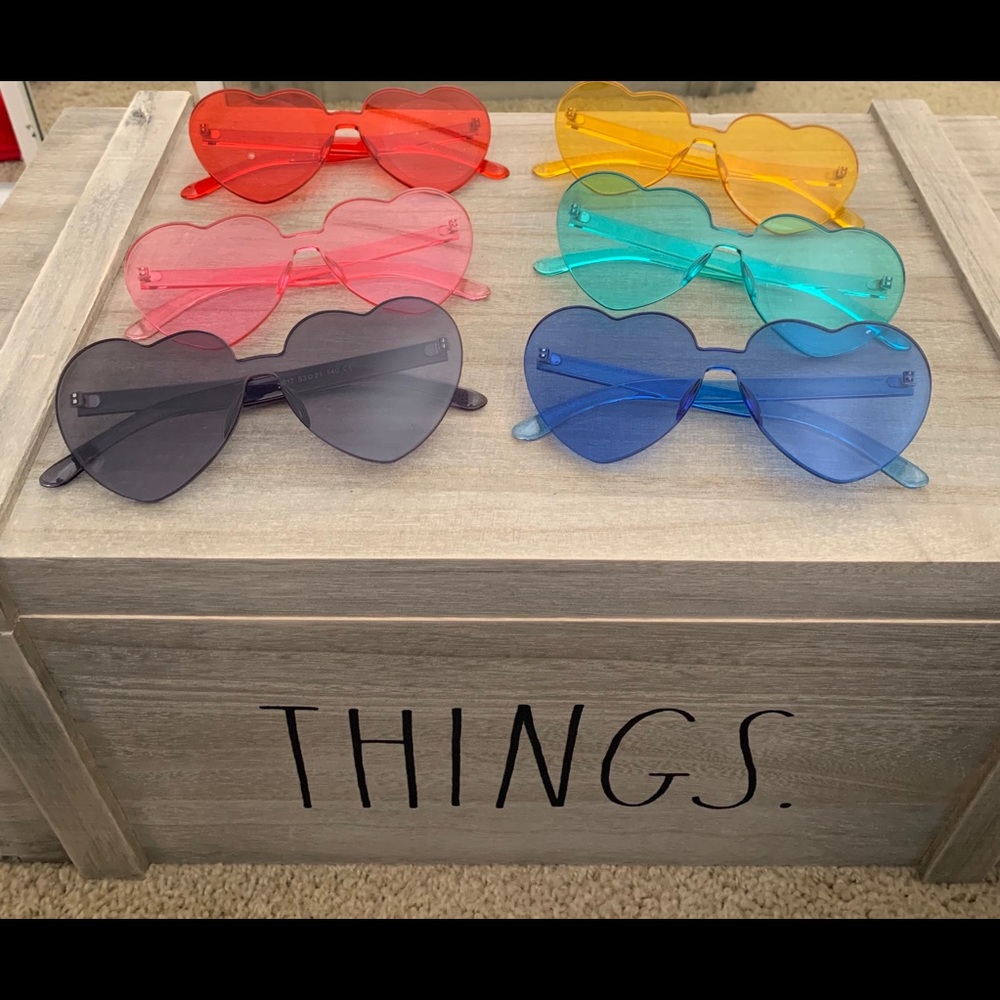 6 heart shaped glasses